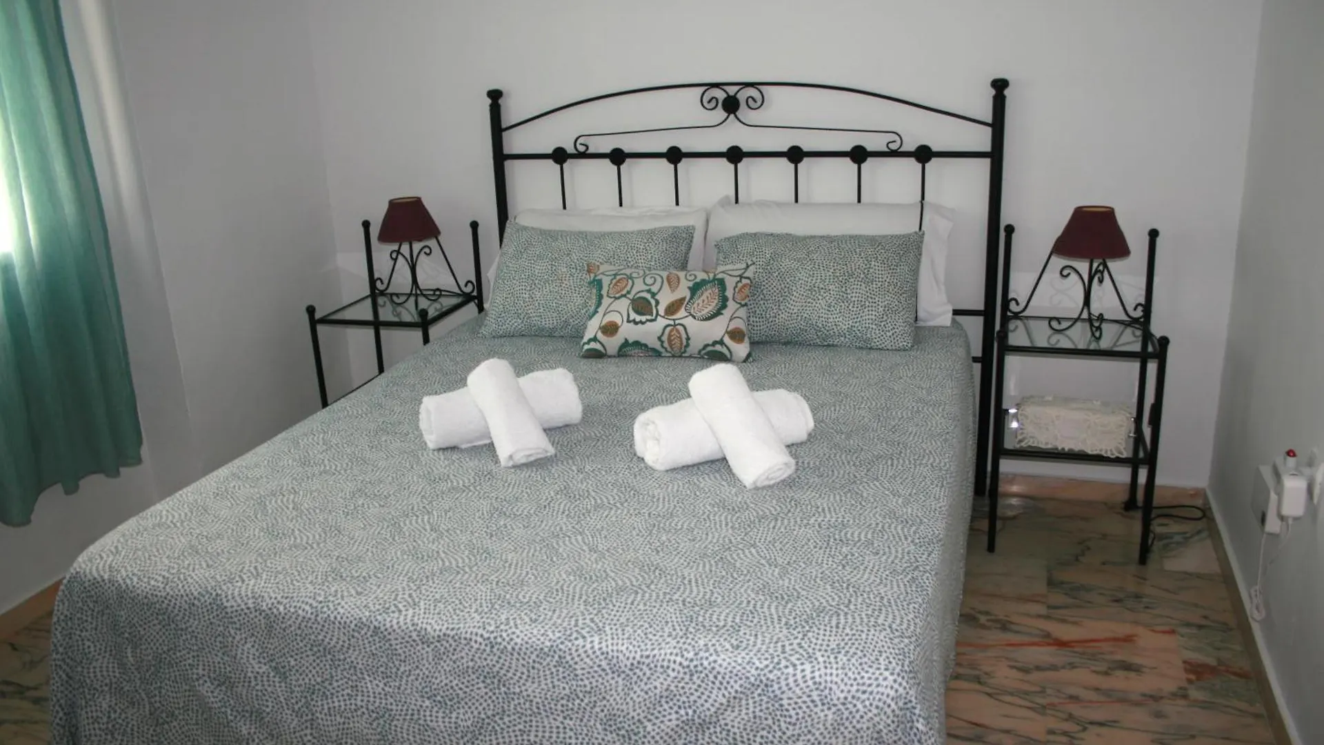 Sje - Shiny Apartment Close To The River Seville 0*,  Spain